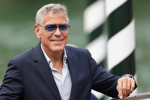George Clooney will seine Kinder vom Hollywood-Trubel fernhalten. (Archivbild) Foto: Scott A Garfitt/Invision/AP/dpa