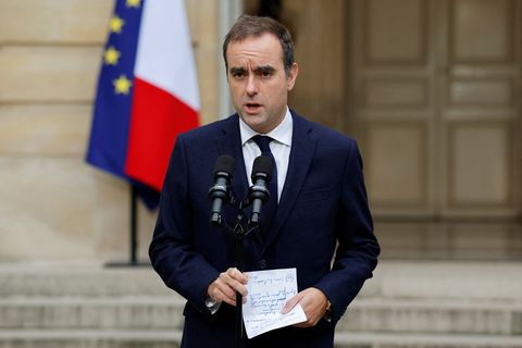 Für Frankreichs Premier kommt eine Lösung der Regierungskrise in Sicht. Foto: Stephanie Lecocq/Reuters Pool/AP/dpa
