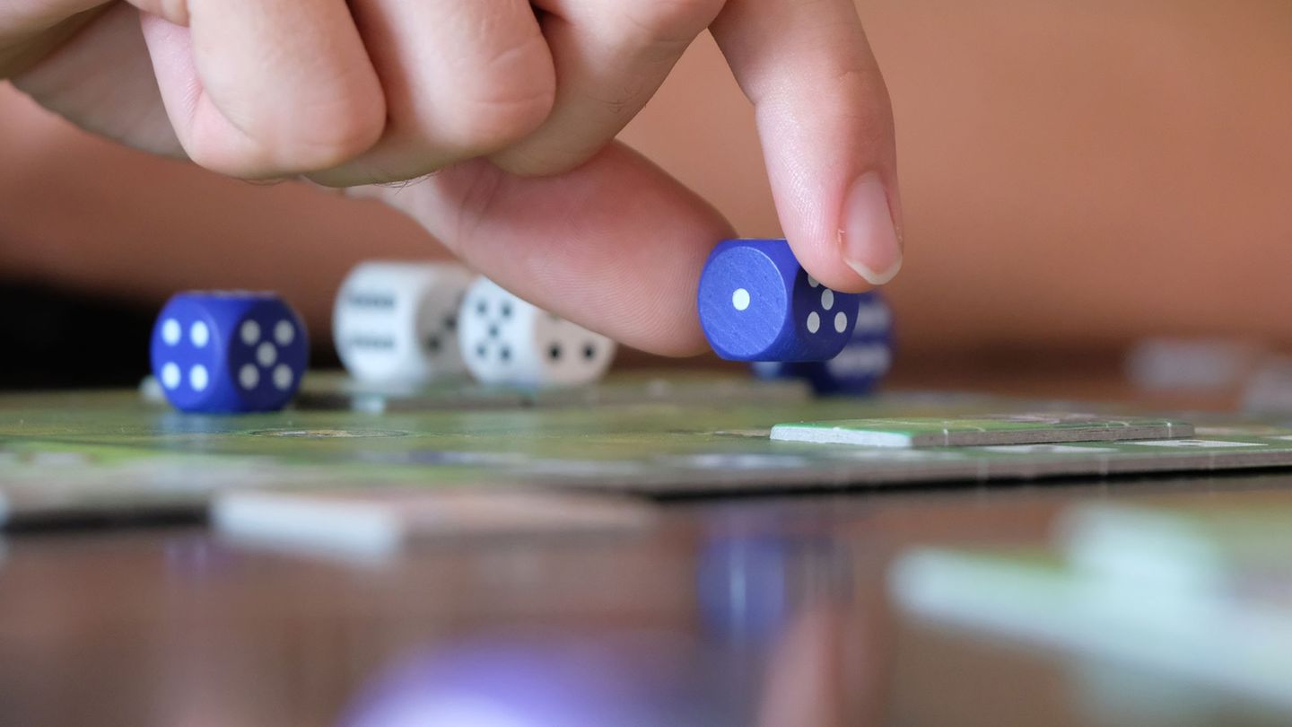 Spielerisch lernen - Grundschulen in Sachsen bekommen Unterstützung. (Archivbild) Foto: Sebastian Willnow/dpa-Zentralbild/dpa