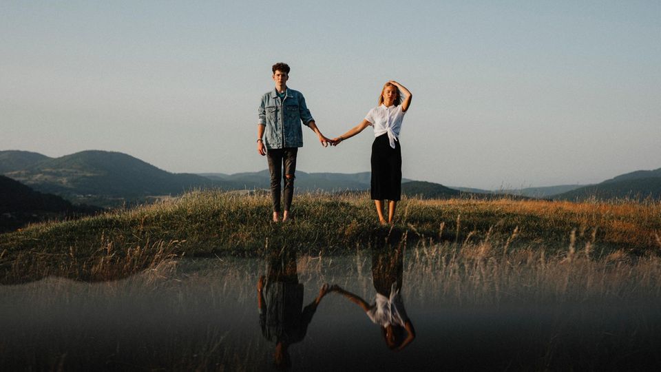 Lust und Liebe: Kein Sex mehr? So gelingt Ihnen als Paar der Wiedereinstieg Lust und Liebe: Kein Sex mehr? So gelingt Ihnen als Paar der Wiedereinstieg