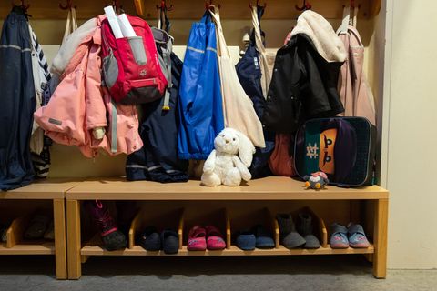 Insgesamt werden rund 275.000 Kinder unter 14 Jahren in Hessen in einer Kita oder von einer Tagespflegeperson betreut. (Symbolbi