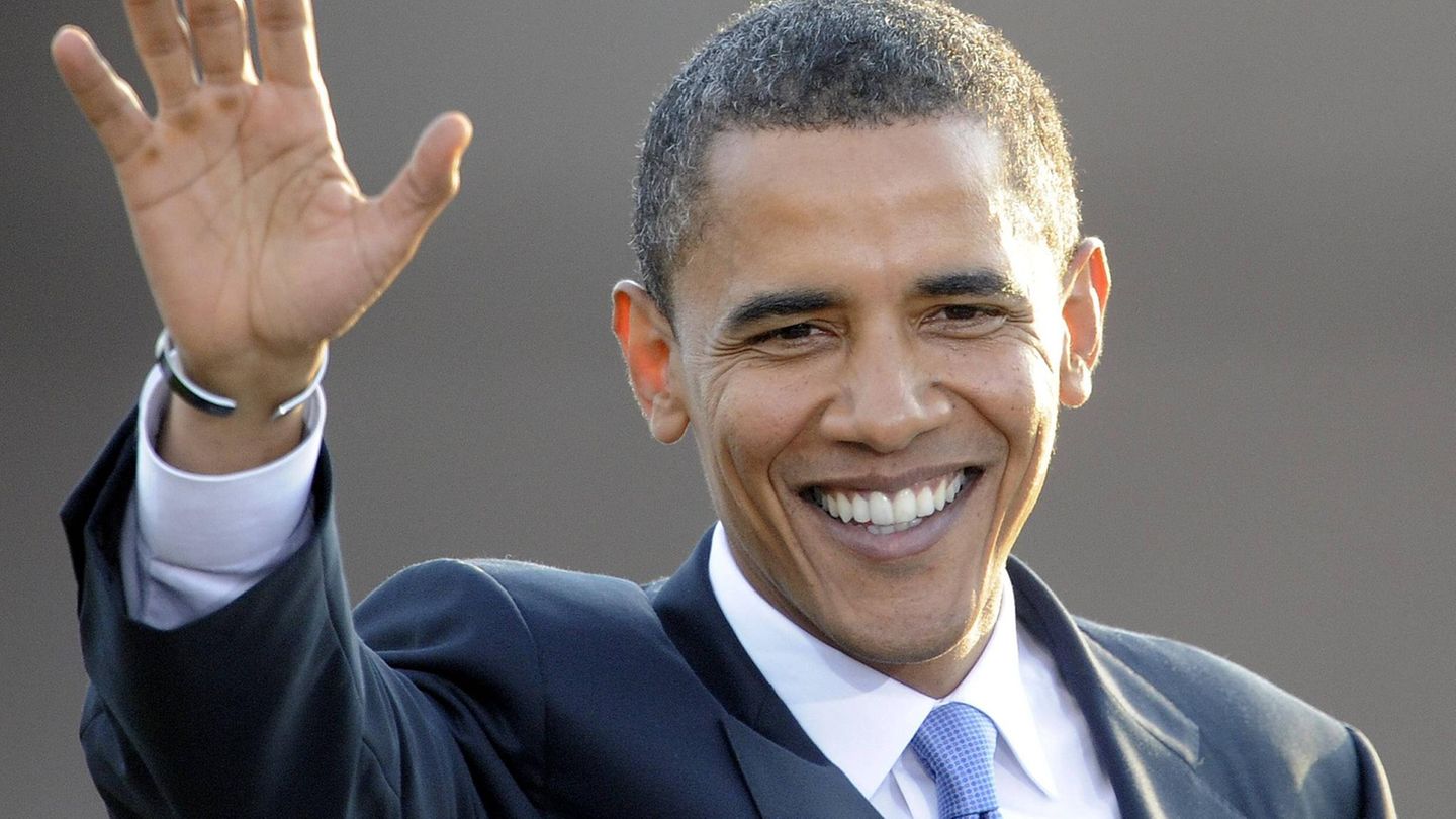 Ex-US-Präsident Obama wurde ausgezeichnet, obwohl die USA unter seiner Führung weiterhin Kriege führten (z. B. Afghanistan, Irak) und er viele militärische Drohnenangriffe befahl – noch bevor er sichtbare Friedenserfolge präsentieren konnte