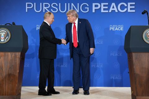 Putin und Trump bei dem Gipfeltreffen in Alaska
