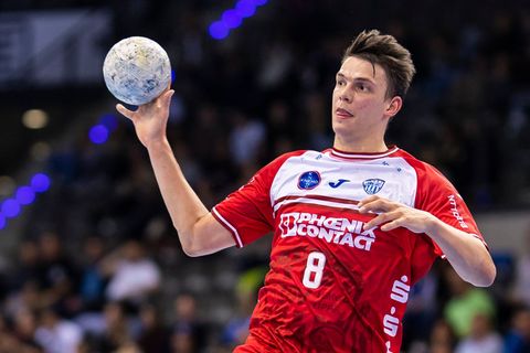 Rückraumspieler Frederik Simak ist seit 2020 für den TBV Lemgo Lippe aktiv Foto: Tom Weller/dpa
