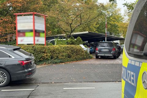 Die Polizei ist in Paderborn zu einem Großeinsatz ausgerückt (Symbolfoto)