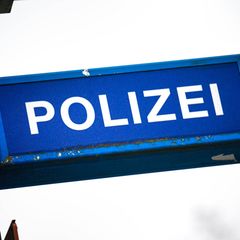 Die Polizei ermittelt nach mehreren Betrugsfällen. (Symbolbild) Foto: Sina Schuldt/dpa