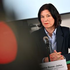 Thüringens Wirtschaftsministerin nach Konjunkturprognose besorgt. (Archivbild) Foto: Martin Schutt/dpa