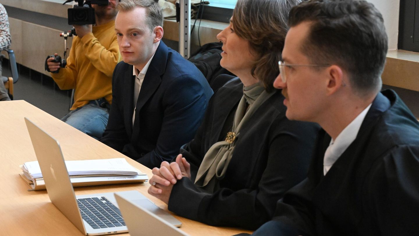 Der neu aufgerollte Mordprozess um den Tod der Studentin Hanna aus Aschau wird fortgesetzt. (Archivbild) Foto: Felix Hörhager/dp