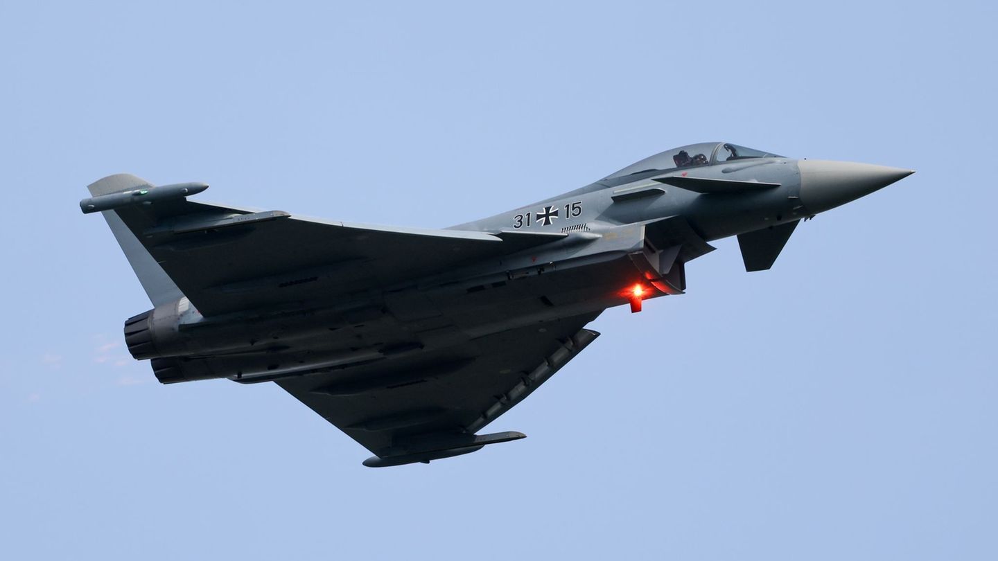 Grünes Licht für 20 neue Kampfjets im Wert von 3,75 Milliarden Euro. (Archivbild) Foto: Christoph Reichwein/dpa