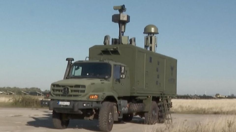 Komplettes Abwehrsystem auf vier Rädern: So funktioniert der "Drohnentruck" Komplettes Abwehrsystem auf vier Rädern: So funktioniert der "Drohnentruck"