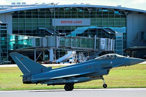 Ein Eurofighter in Rostock