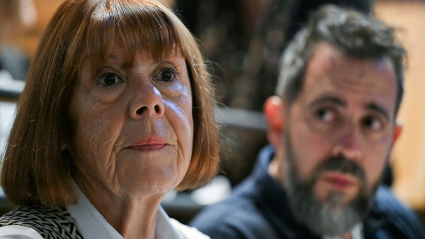 Gisèle Pelicot mit Sohn Florian am Mittwoch im Gericht