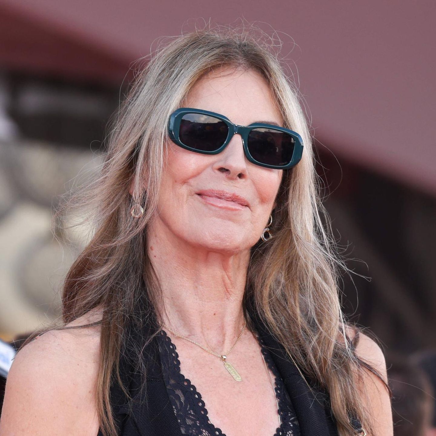 Mit "The Hurt Locker" hat Kathryn Bigelow als erste Frau einen Regie-Oscar gewonnen: Hier auf dem roten Teppich