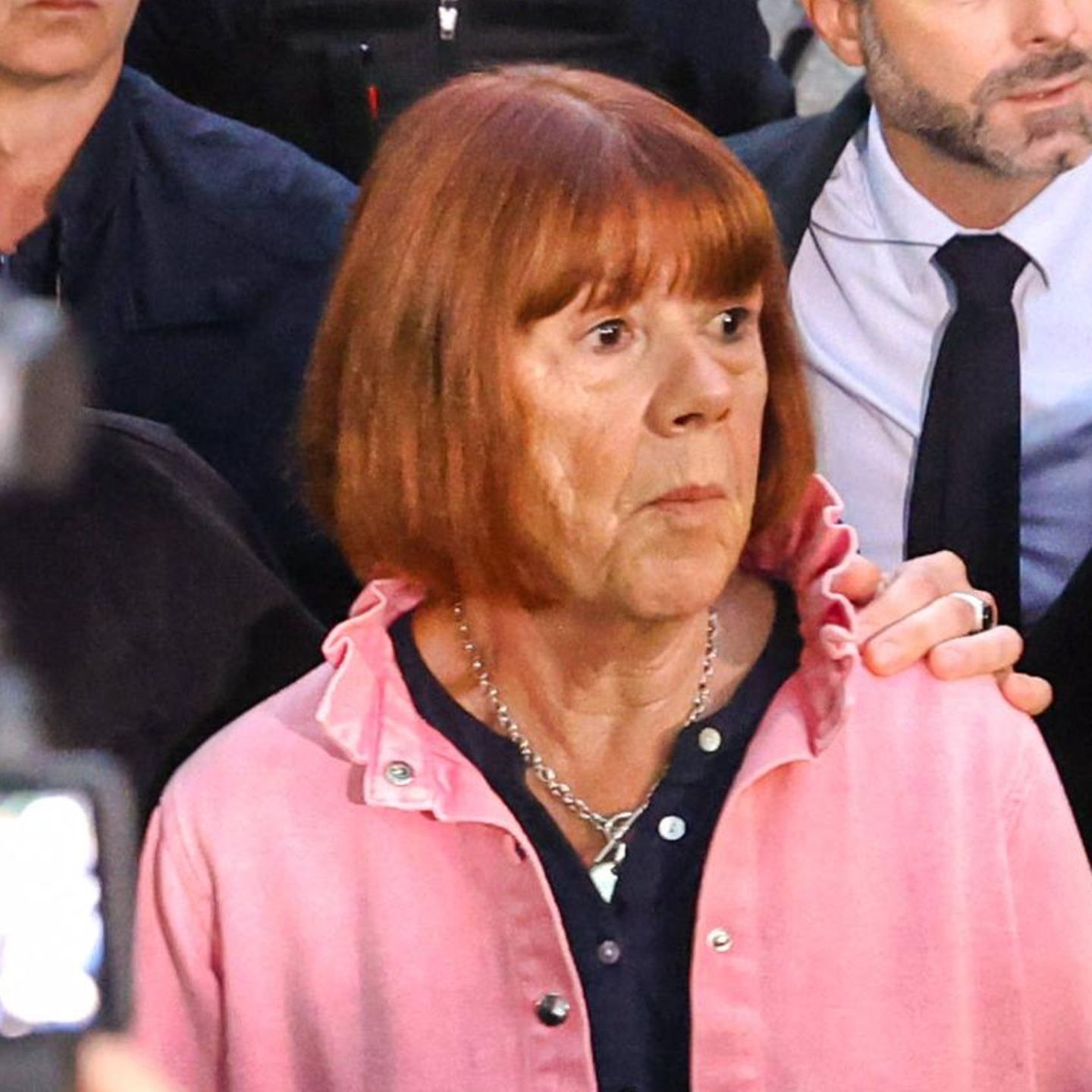 Gisèle Pelicot in Nimes auf dem Weg in den Gerichtssaal