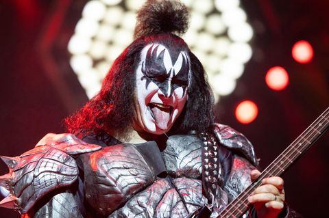 Rockveteran Gene Simmons baut in Kalifornien einen Unfall. (Archivbild) Foto: Thomas Banneyer/dpa