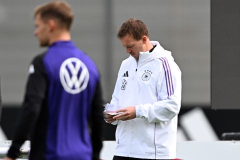 Julian Nagelsmann muss in der WM-Qualifikation unerwartet rechnen. Foto: Federico Gambarini/dpa