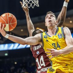 Alba-Forward Justin Bean glaubt an das Potenzial im Team Foto: Andreas Gora/dpa