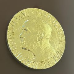 Das Duplikat einer Medaille für den Friedensnobelpreis