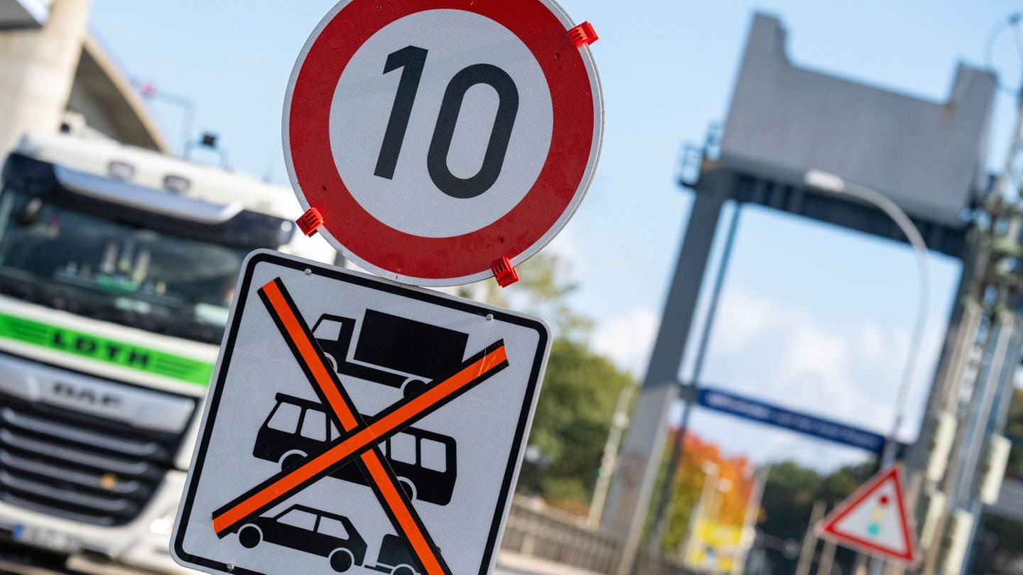 Am Samstag wird die Rügenbrücke für den Rügenbrücken-Marathon gesperrt. Weil wegen technischer Probleme ein Tempo-Limit auf der