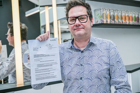 Der Friseur Holger Schier aus Heidenheim an der Brenz hat gegen die L-Bank vor dem Verwaltungsgerichtshof gewonnen und muss das