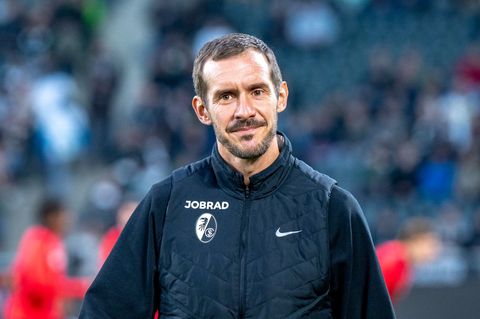 Freiburg-Trainer Julian Schuster sah einen klaren Testspielsieg seiner Freiburger gegen Karlsruhe. (Archivfoto) Foto: David Inde