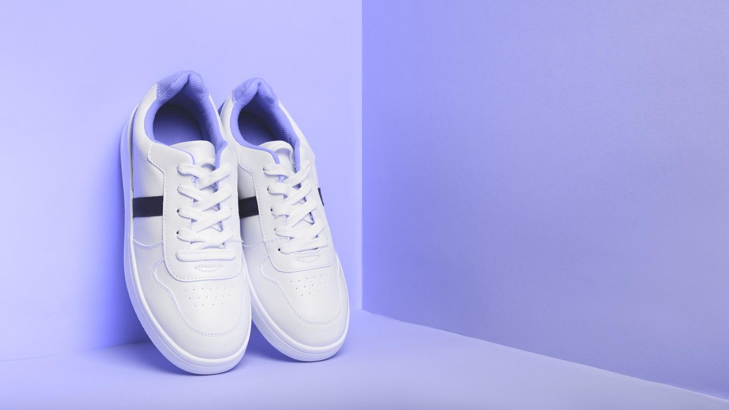 Weiße Sneaker