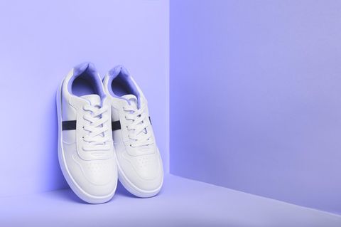 Weiße Sneaker