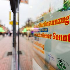 Die Thüringer Sonntagsöffnungsregelung ist der Wirtschaft zu bürokratisch (Illustration). Foto: Christoph Reichwein/dpa