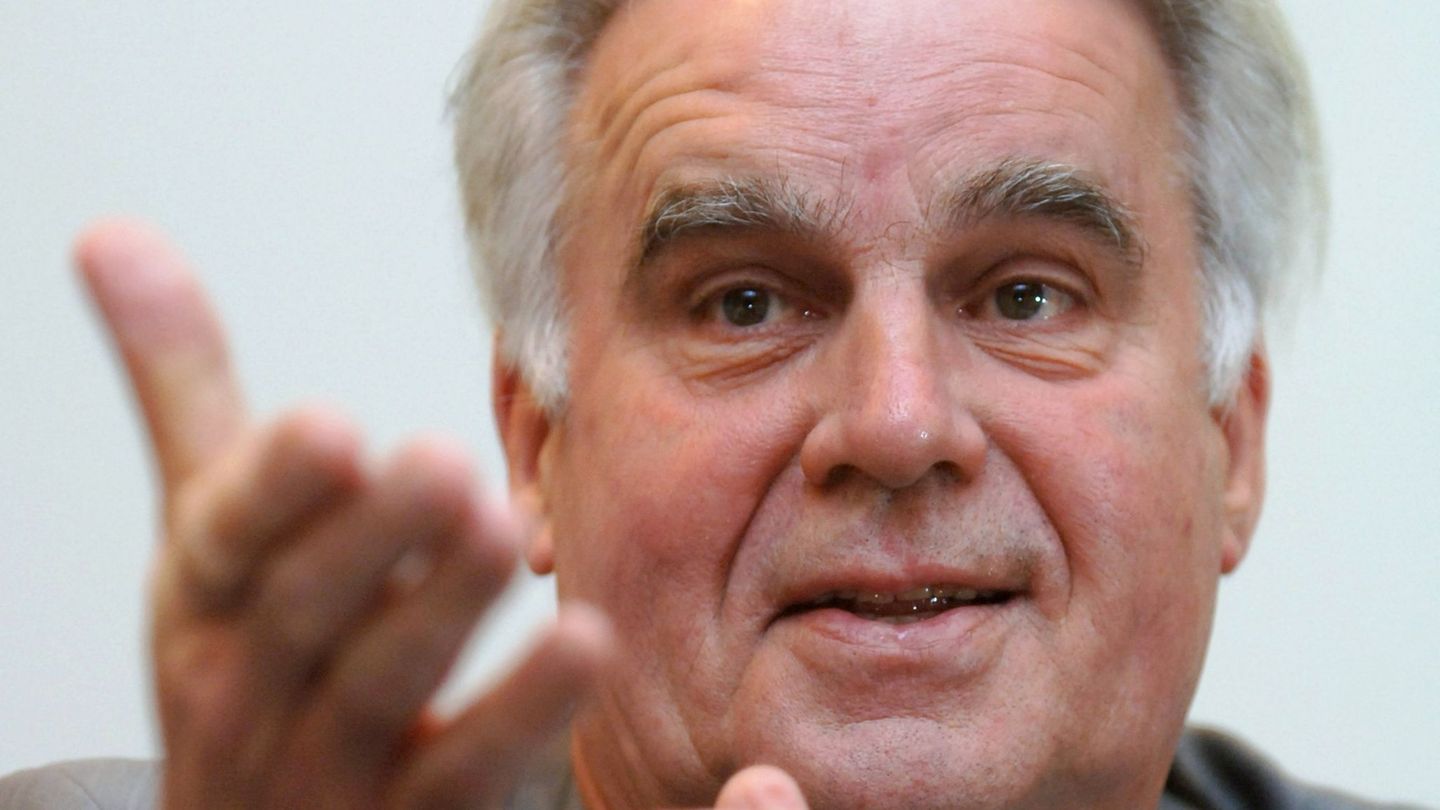 Uwe Pörksen im Alter von 90 Jahren gestorben (Archivbild) Foto: Arne Dedert/dpa