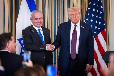 Donald Trump (r.) und Israels Premier Benjamin Netanjahu (l.) in Washington