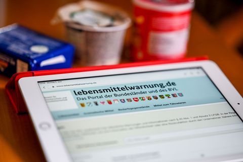 Ein Unternehmen aus dem Landkreis Harburg in Niedersachsen muss Bio-Sprossen wegen Verunreinigung zurückrufen. (Symbolfoto) Foto