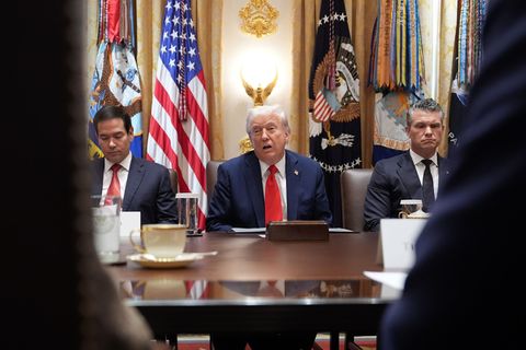 Trump sagt, man müsse den Demokraten "einen kleinen Vorgeschmack ihrer eigenen Medizin geben". Foto: Evan Vucci/AP/dpa