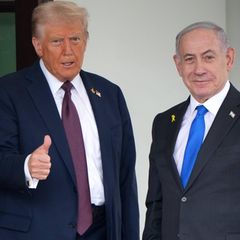 Podcast "Die Lage – International": Trumps Gaza-Deal: "Seine Stärke ist, dass er die Regeln ignoriert"