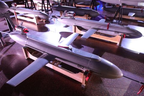 Die Ukraine will die Produktion ihrer weitreichenden Drohnen und Raketen deutlich ausbauen, um die Kriegskosten für Russland zu
