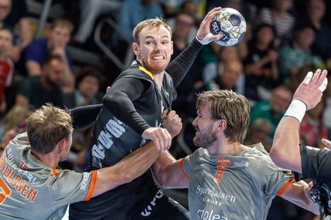 Welthandballer Mathias Gidsel war einmal mehr beste Werfer der Füchse. (Archivbild) Foto: Andreas Gora/dpa