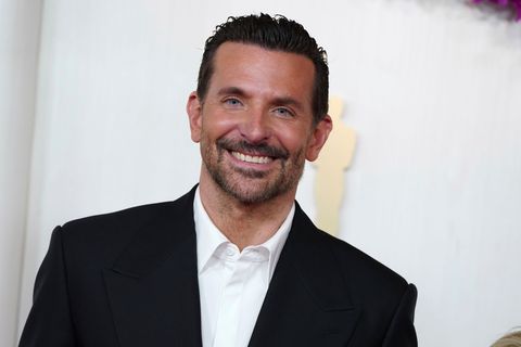 Bradley Cooper möchte gerne mit "Barbie"-Star Margot Robbie drehen. (Archivbild) Foto: Jordan Strauss/Invision via AP/dpa