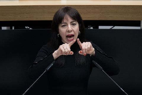 Elif Eralp ist seit 2021 Mitglied des Berliner Abgeordnetenhauses. (Archivbild) Foto: Sebastian Christoph Gollnow/dpa