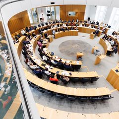 Laut Studien wünschen sich Jugendliche in Deutschland mehr Mitsprache bei politischen Entscheidungen. (Archivbild) Foto: Lando H