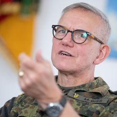 Landeskommandeur Michael Giss führt die Bundeswehr seit einem Jahr an. (Archivfoto) Foto: Marijan Murat/dpa