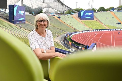 Im Münchner Olympiastadion gewann Annegret Richter 1972 Gold mit der bundesdeutschen Sprint-Staffel. Foto: Angelika Warmuth/dpa