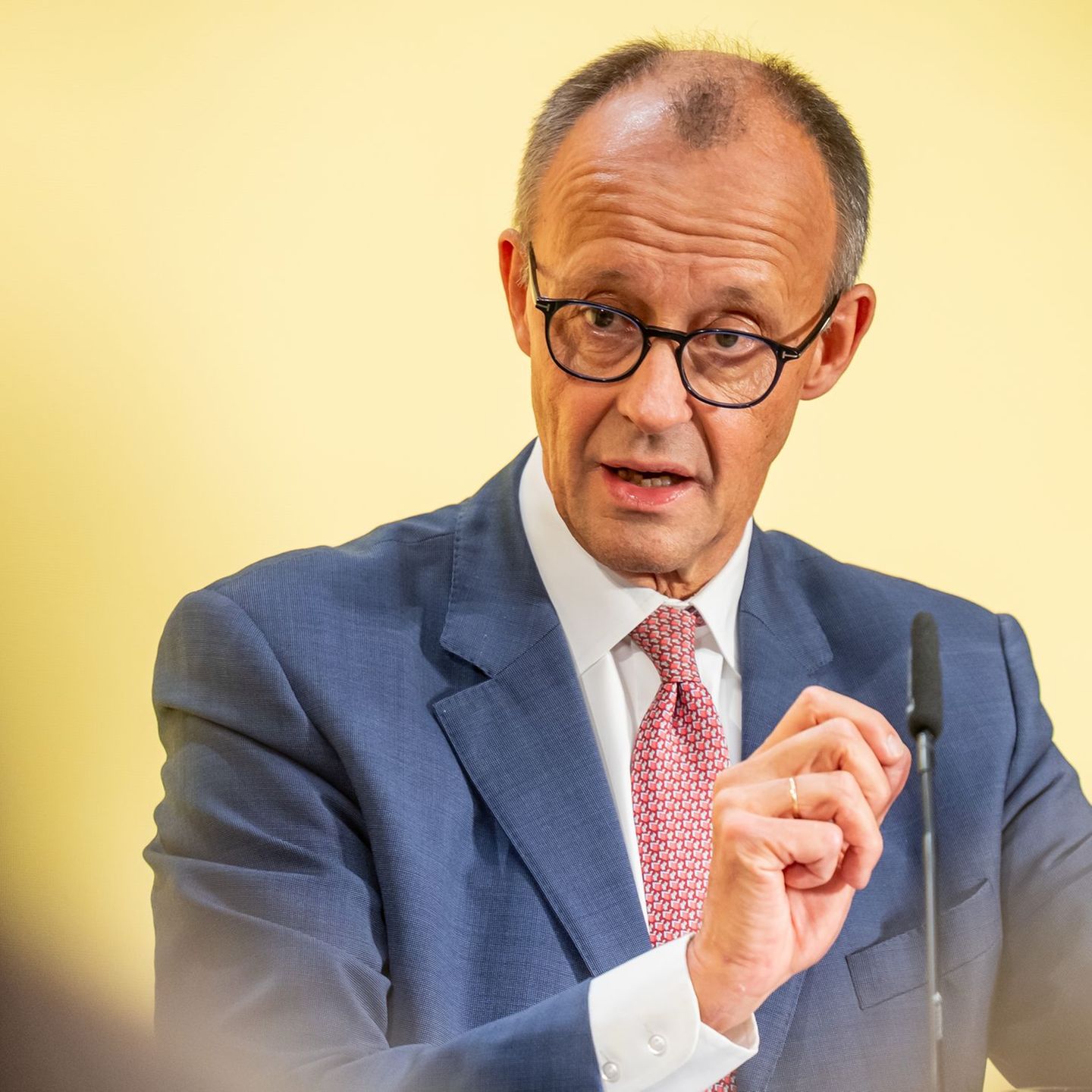 Die Frage einer militärischen Beteiligung an einer internationalen Stabilisierungsmission stelle sich für Deutschland nicht, so