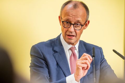 Die Frage einer militärischen Beteiligung an einer internationalen Stabilisierungsmission stelle sich für Deutschland nicht, so