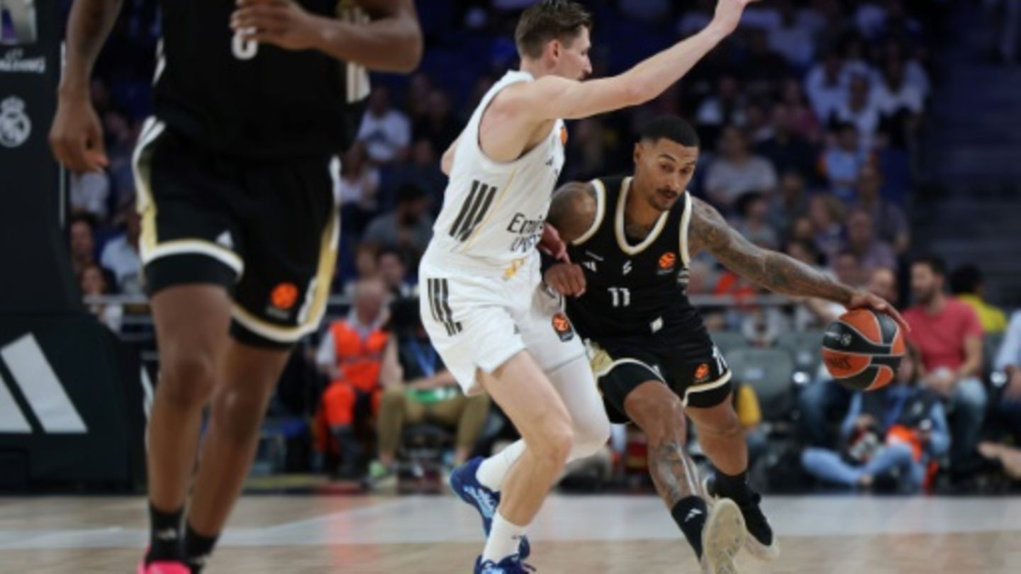 Kampf um den Ball Kampf um den Ball
