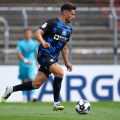 Marcel Hoffmeier soll noch lange in Paderborn spielen. Foto: Christoph Reichwein/dpa