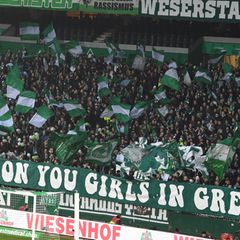 Werder-Fans in der Frauen-Bundesliga. Foto: Carmen Jaspersen/dpa