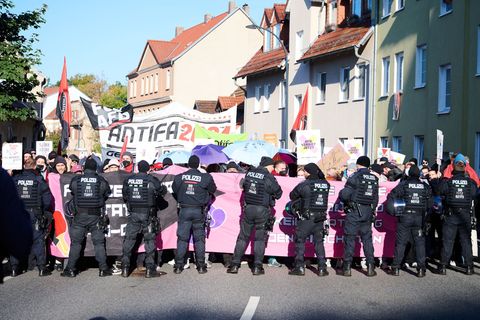 Bereits in der Vergangenheit gab es Protest gegen einen Parteitag der Berliner AfD im brandenburgischen Jüterbog. (Archivbild) F