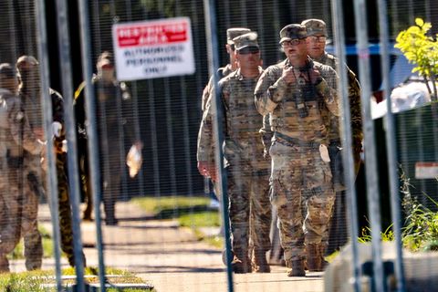Die Nationalgarde ist nach US-Medienberichten inzwischen im Raum Chicago im Einsatz. Foto: Stacey Wescott/TNS via ZUMA Press Wir