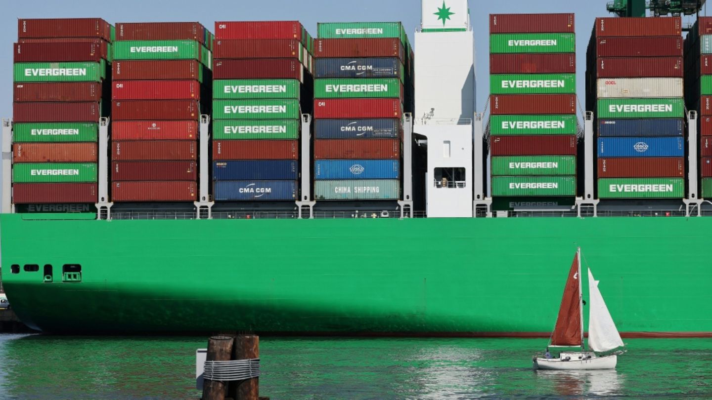 Containerschiff