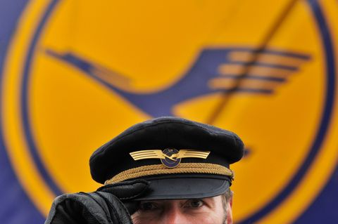 Piloten und Lufthansa sprechen wieder miteinander. Foto: picture alliance / Boris Roessler/dpa
