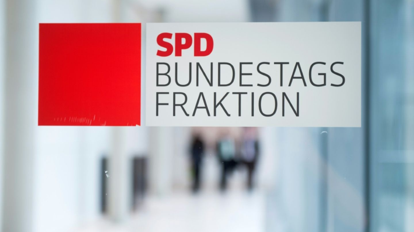 Hinweisschild von SPD-Bundestagsfraktion